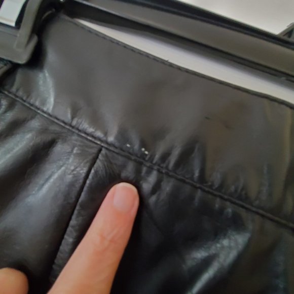 High Waisted Pleated Black Leather Pants with Pockets Size small - Picture 4 of 11